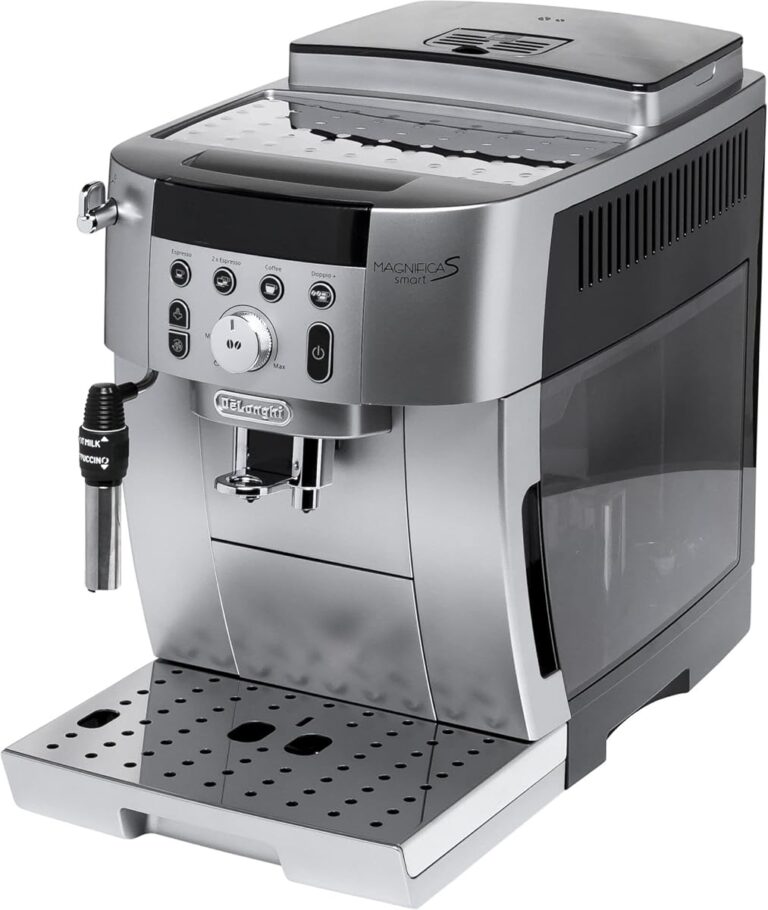 De machine à café argent vue de face